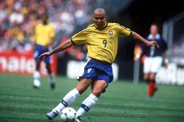 塞内加尔20多哥，帕普萨尔破门，博马自摆乌龙.