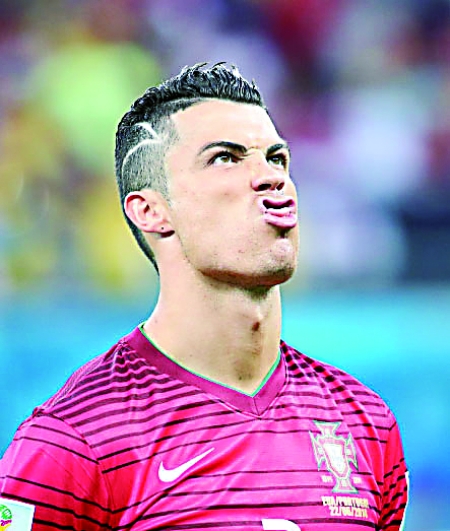 欧文：很多人说奥纳纳不行，但门将并不是曼联最需要补强的位置