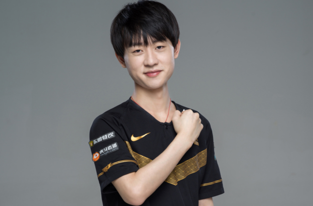 面向高端商 面向高端商